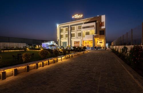Alwar Hotel | Cygnett Lite