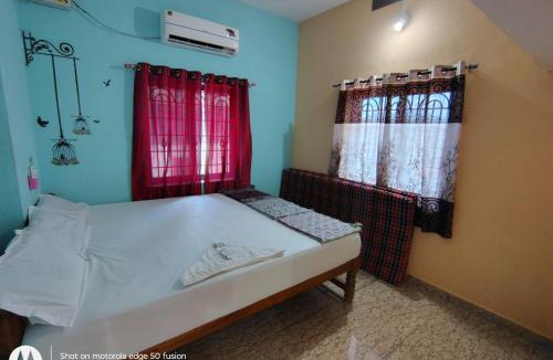 Murudeshwara House | D'Souza Home stay
