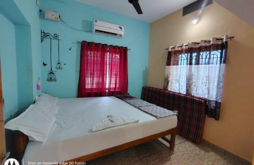 Murudeshwara House | D'Souza Home stay