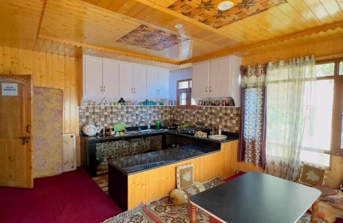 Dal Lake House | Dal frozen