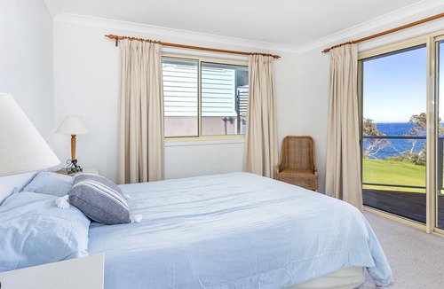 Gerroa House | Dambreezy - Water Views