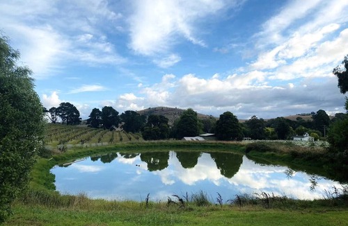 Dixons Creek Hotel | De'Vine Escape