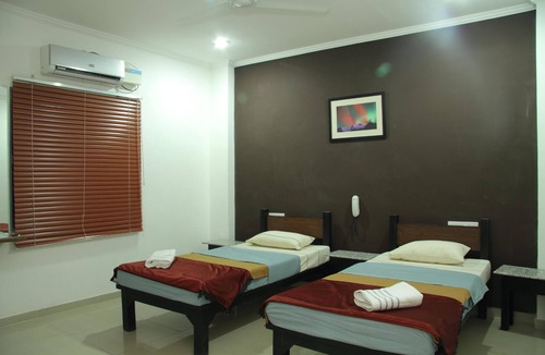 Hyderabad Hotel | Deccan Comforts