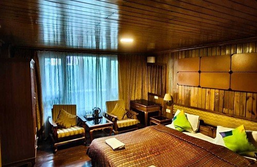 Darjeeling Hotel | Dekeling Hotel