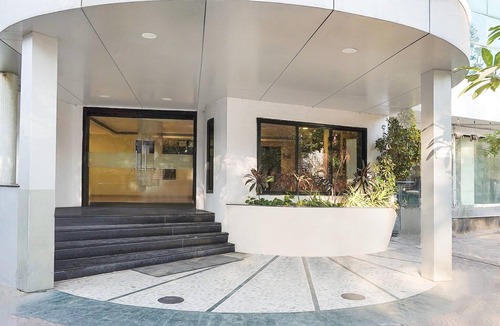 Adajan House | Deluxe Country Club