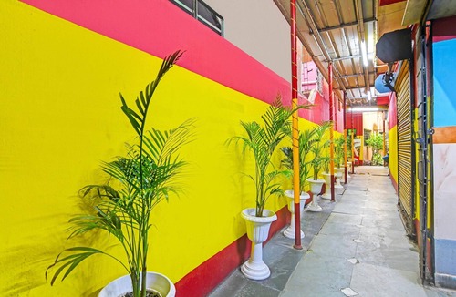 Rishra House | Deluxe Green Guest House