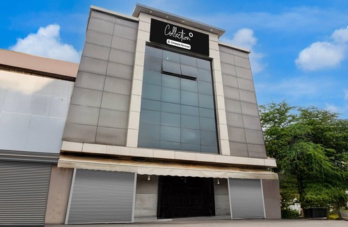Jabalpur House | Deluxe Hotel Koshalya Mohan