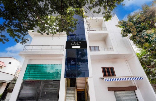Indira Nagar House | Deluxe OYO Govind Vihar Matiyari Saffron