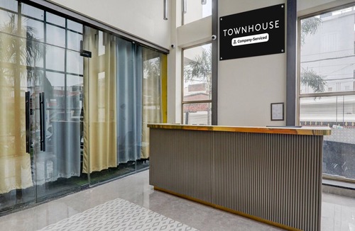 Gorakhpur House | Deluxe Shree Krishna Inn