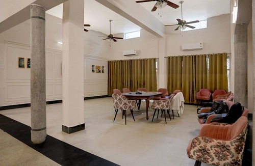 Civil Lines House | Deluxe Super Collection O Civil Lines Prayagraj