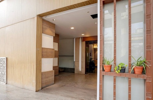 Kadubeesanahalli House | Deluxe With Twin Bed ORR Marathahalli