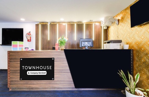 Shamshabad House | DeluxeHotel Blue Petals