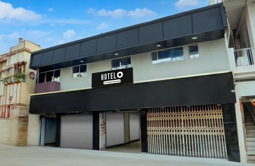 Kankarbagh House | DeluxeHotel Home Town