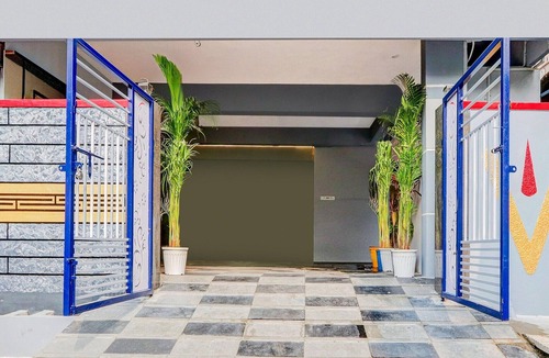 Rajahmundry House | DeluxeHotel Lorven