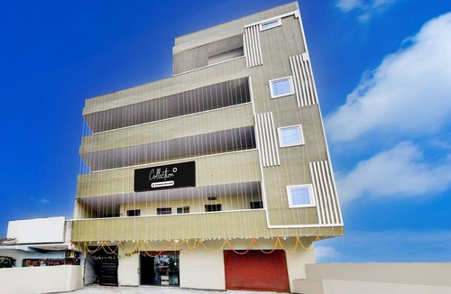 Hyderabad House | DeluxeHOTEL RANS