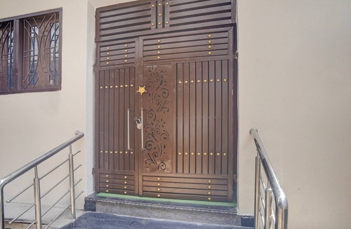 Allahabad House | DeluxeVeni Madhv Inn