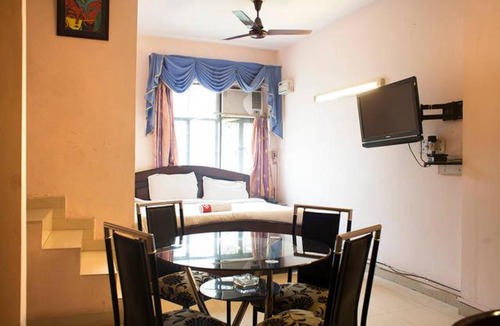 Block E Bed & Breakfast | Destiny House
