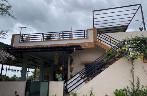Sanapur House | Devi Homestay hampi