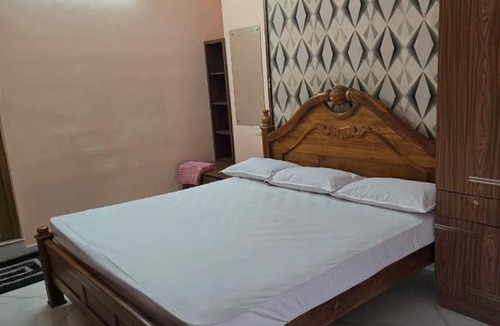 Guruvayur Hotel | DH Residency