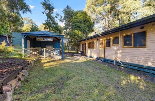 Sawmill Settlement House | Diamond Lodge