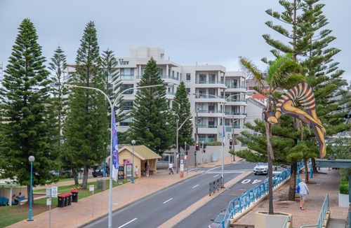 Coogee Hotel | Dive Hotel