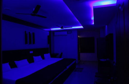 Hyderabad Resort | DIVYA LODGE & HOTEL ROOMS
