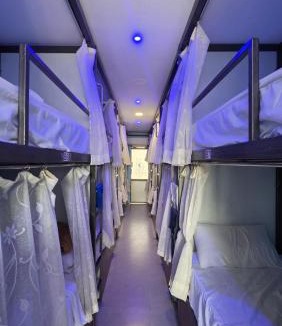 Tiruvannamalai Hostel | Diya Divine Stay Luxurious AC Dormitory