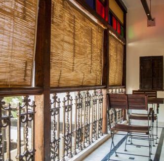 Kalupur Hotel | Dodhia Haveli Living 18th-Century Heritage Pol Life Ahmedabad