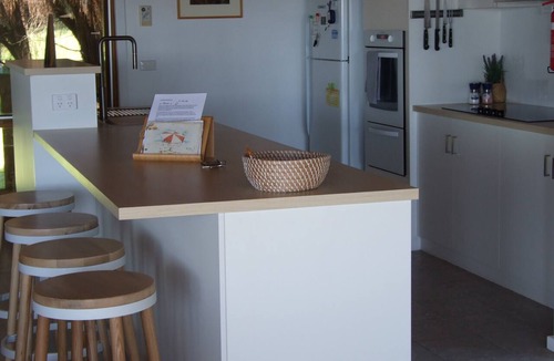 Penneshaw House | Dolphins Encounter Luxury entire HOUSE
