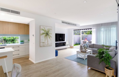 Dromana House | Double Delight - 4pm check out Sundays*