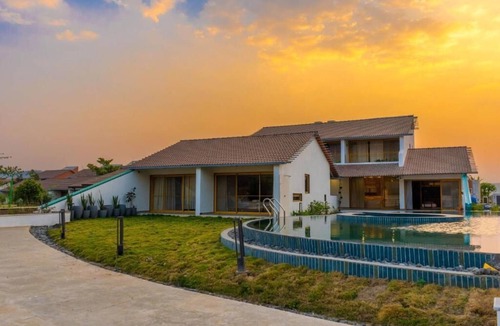 Igatpuri Apartment | Double Room #5