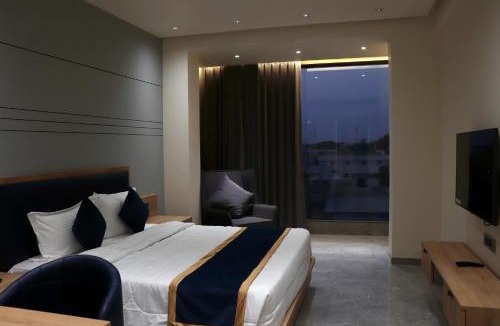 Wadhwan Hotel | Dream Inn By Spring Tree