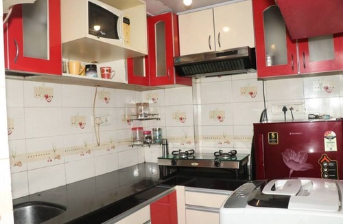 Malad West Apartment | Dream Stay at Malad West!
