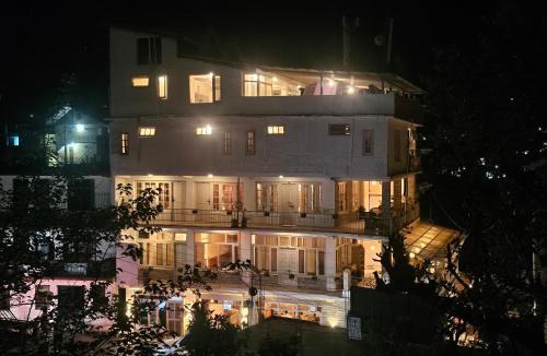 Old Manali House | Drifters Cafe, Bar & Inn by The Hidden Tribe