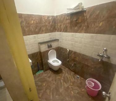 Varanasi Hotel | Dwivedi Hotels Sri Omkar Palace