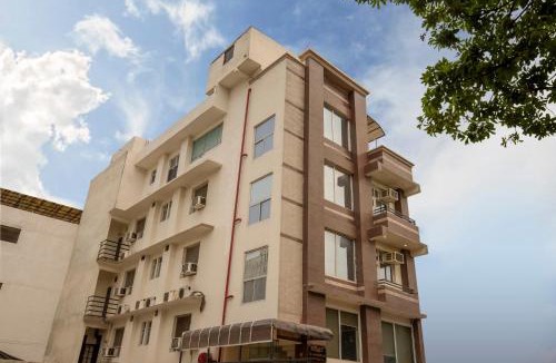 Gomti Nagar Hotel | Eclat Suites MINT Gomti Nagar