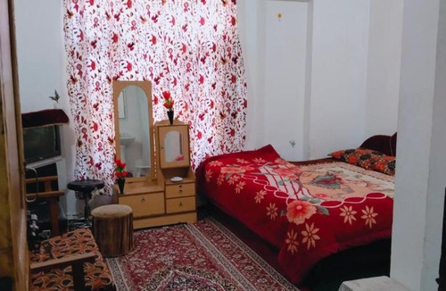 Rajbagh Apartment | Ehaan guest house
