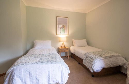 Eildon Hotel | Eildon Motel Main house
