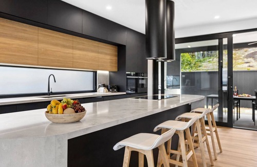 Lorne House | Eleve Lorne