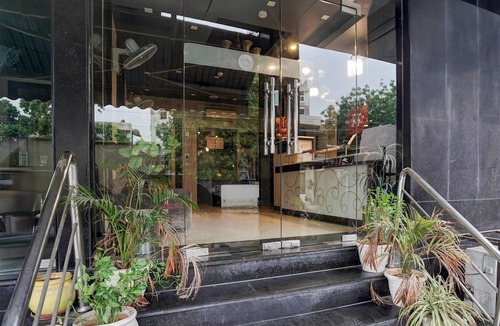 Bani Park House | Elite Stays Bani Park Near Railway Station