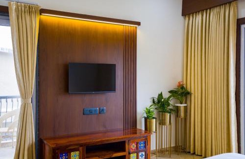 Bedla Villa | ELIVAAS Signature Palazao, Stunning Getaway With Pvt Pool, Garden and Gazebo