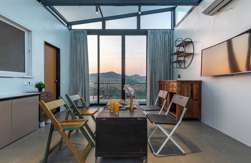 Igatpuri Villa | ELIVAAS White House 7BHK Villa