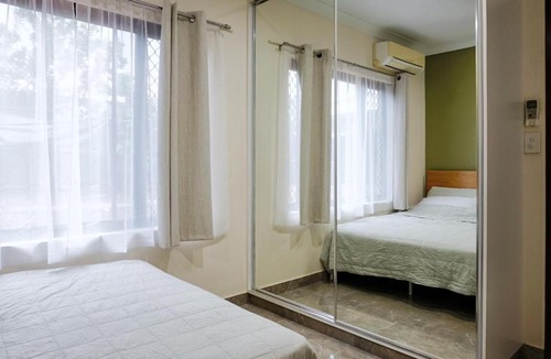 Muirhead House | Emerald Oasis