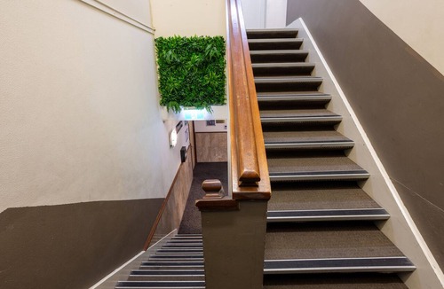 Clearview Hotel | Enfield Hotel