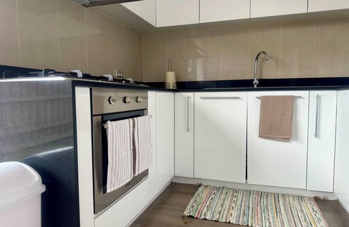 Doncaster House | Entire cosy and spacious home in Doncaster
