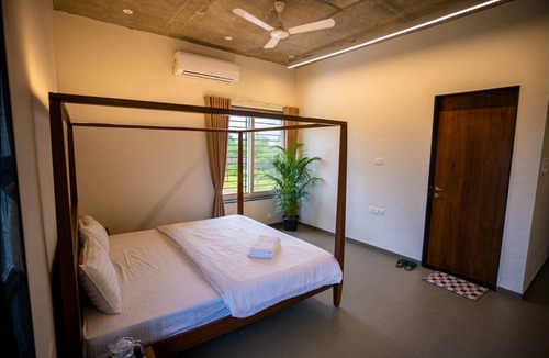 Igatpuri Hotel | Evara Sky Jacuzzi Villa