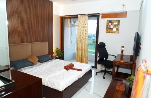 Rau Apartment | Executive Retreat