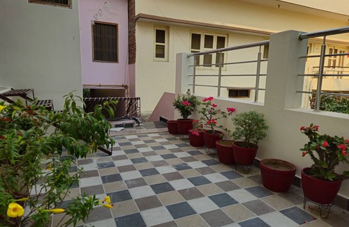 Varanasi House | "Explore Varanasi’s Spiritual Essence from Our Welcoming Homestay"