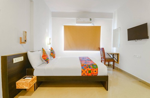 HSR Layout Hotel | Fabexpress Athasri Inn Hsr