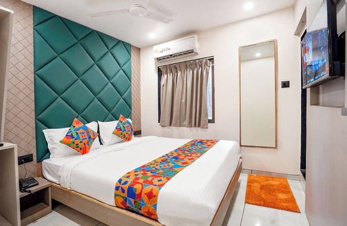 Surat Hotel | Fabhotel 7 Star I